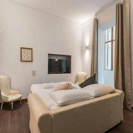 Apartamento The Rent - Three-bedroom Close To The Quirinale *