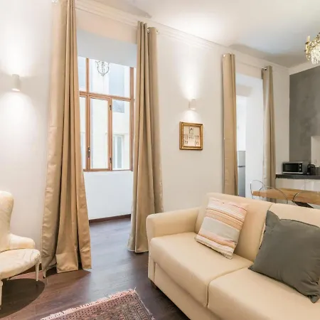 The Rent - Three-bedroom Close To The Quirinale Apartamento Roma